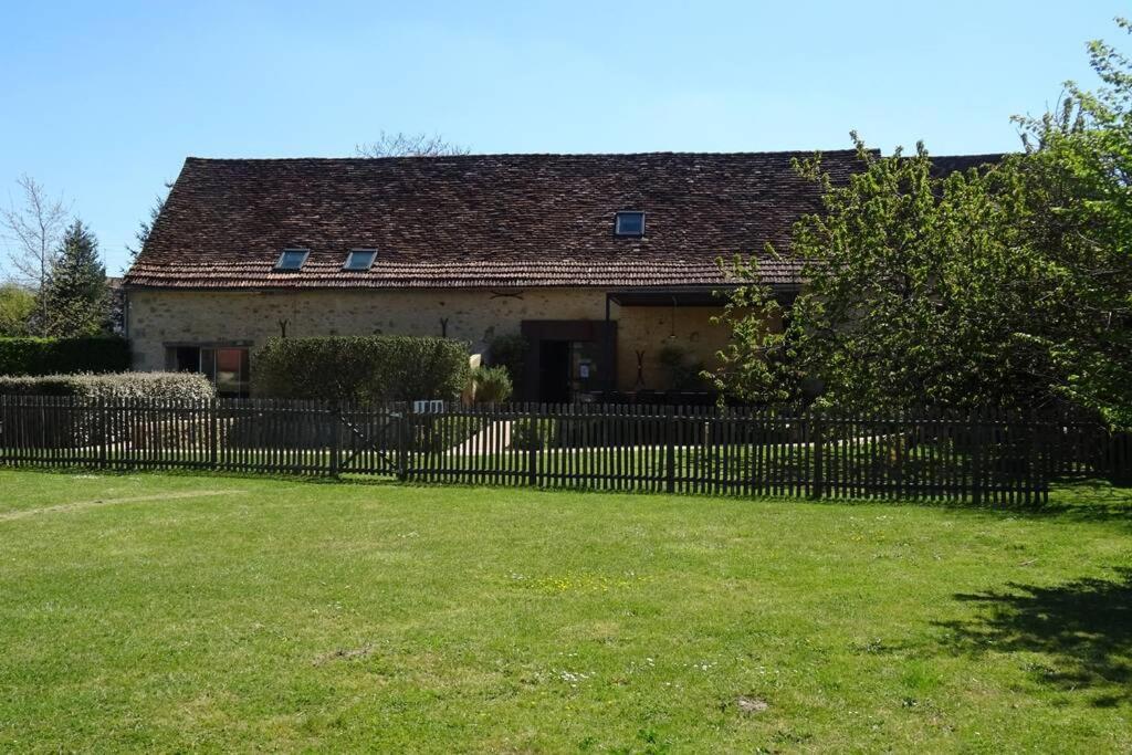 Gite Un Ange Passe En Perigord Le Buisson-de-Cadouin Экстерьер фото